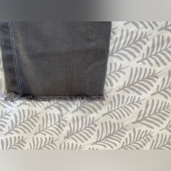 Madewell 9” high rise skinny jeans - Picture 3 of 5